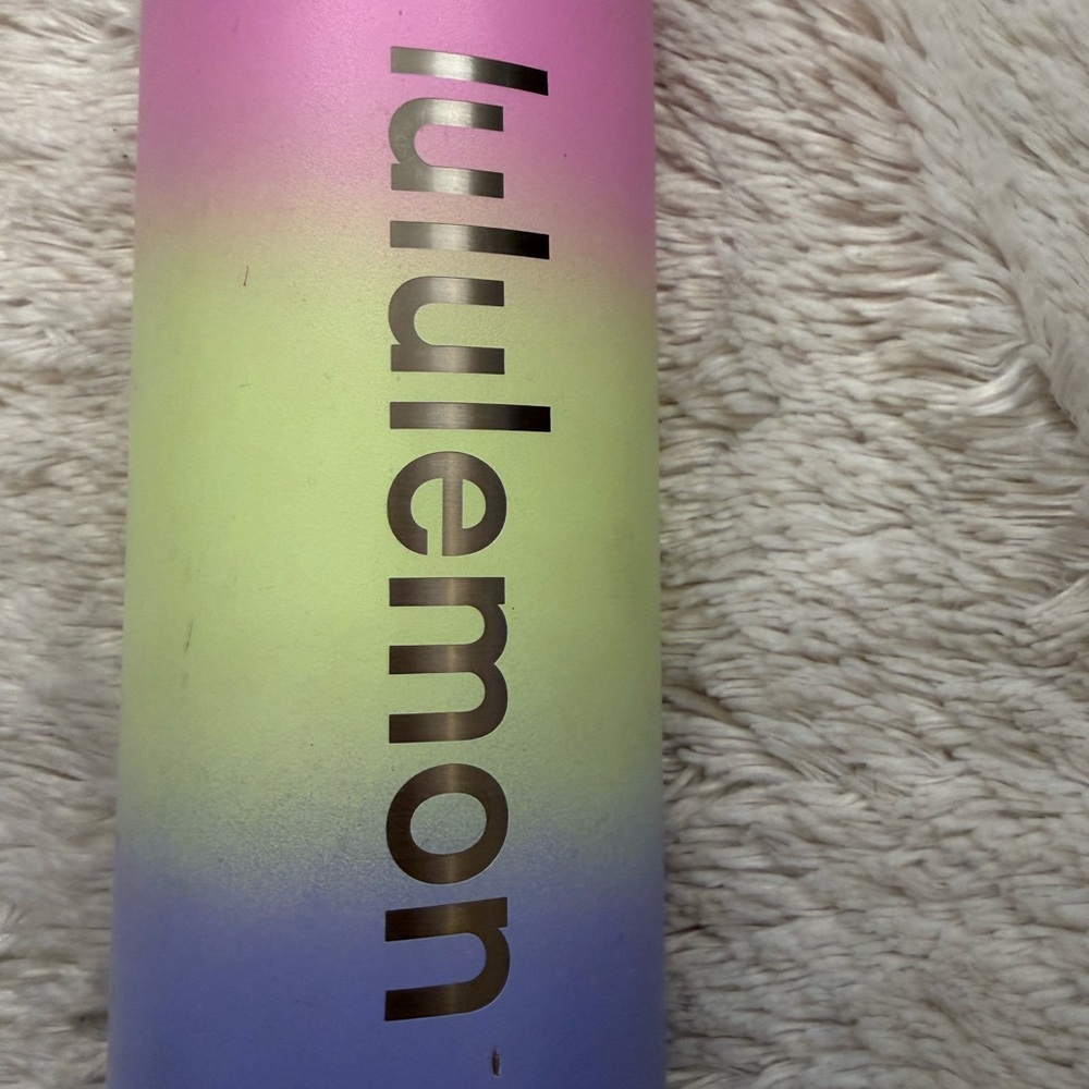 Lululemon Gradient Stainless Steel Water Bottle - Picture 4 of 7